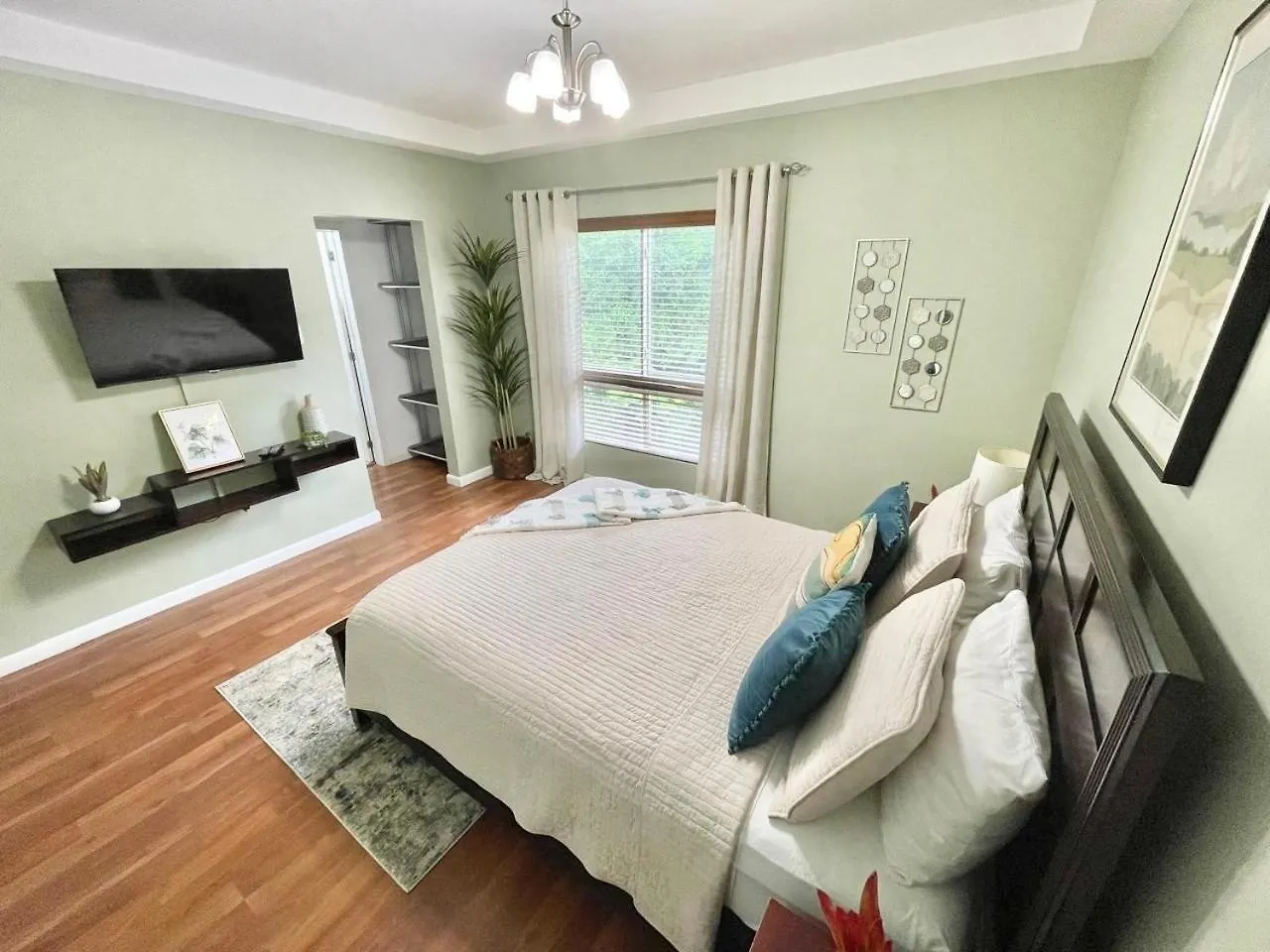 Modern 3 Bedroom Condo In Private Community #8 Petit Valley Trynidad i Tobago