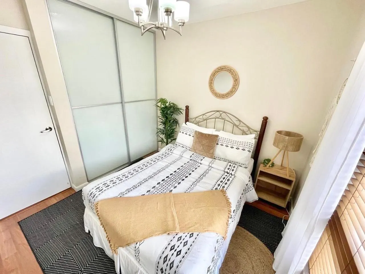 Dom wakacyjny Modern 3 Bedroom Condo In Private Community #8 Petit Valley Trynidad i Tobago