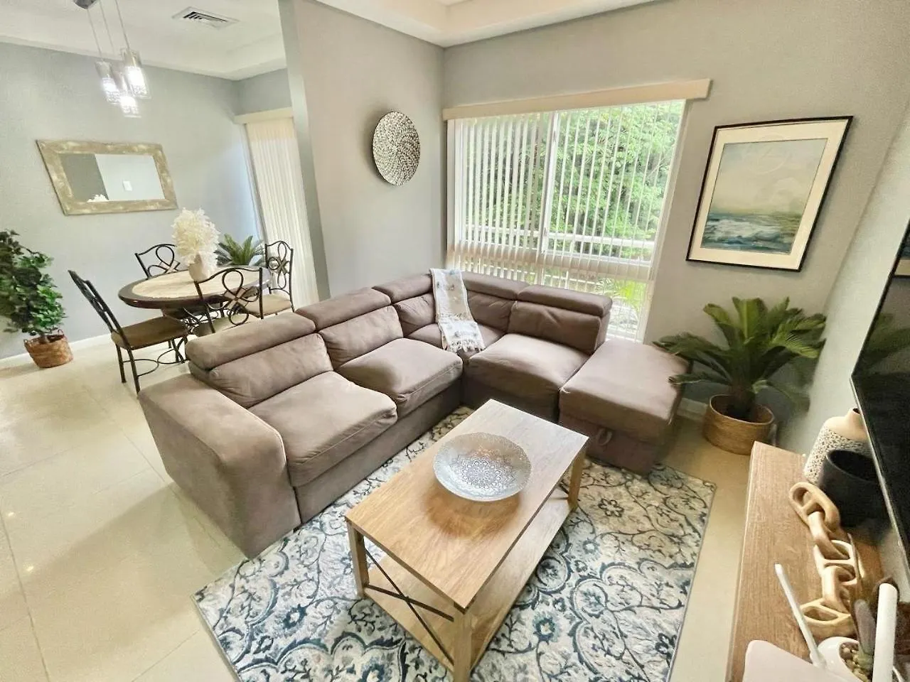 Modern 3 Bedroom Condo In Private Community #8 Petit Valley